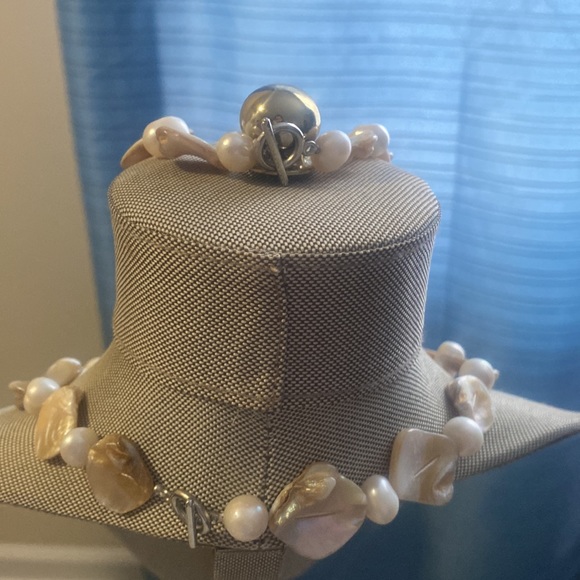 Philippine Freshwater Pearls Necklace and Bracelet - Picture 3 of 4